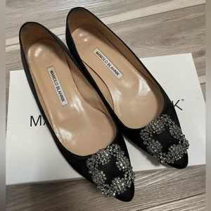 Manolo Blahnik Crystsl Black Hangisi Flats